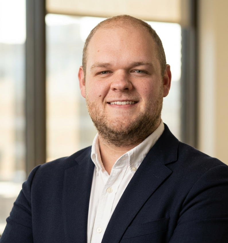 Poomo Template-Team Thumbnail